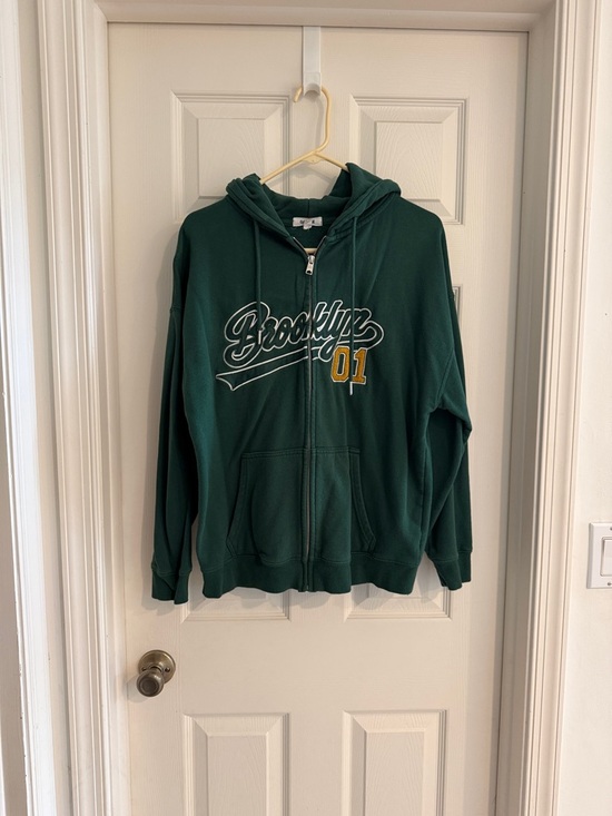 Garage Tops - Garage Green 'Brooklyn 01' Zip-Up Hoodie